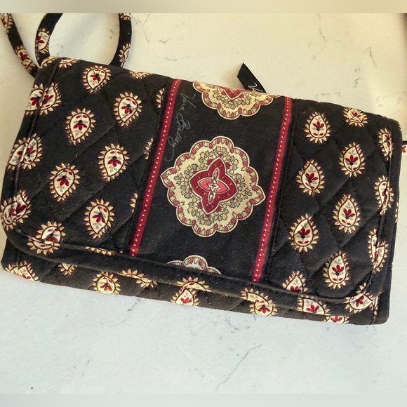 Vera Bradley wallet‎ ~black paisley vintage pattern~ with crossbody strap - Picture 2 of 7